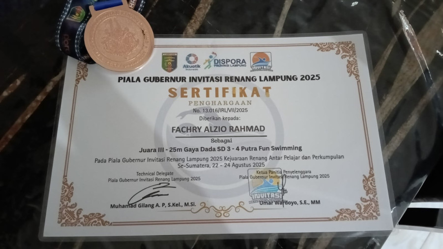 Bikin Bangga! Fachry Alzio dari MIN 2 Bandar Lampung Juara 3 Renang 25 Meter Gubernur Cup