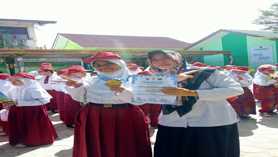 Sabet Medali Emas, Siswi Kelas 5 Ibnu Rusyd MIN 2 Bandar Lampung Ukir Prestasi di Ajang Taekwondo Gubernur Lampung Cup 2