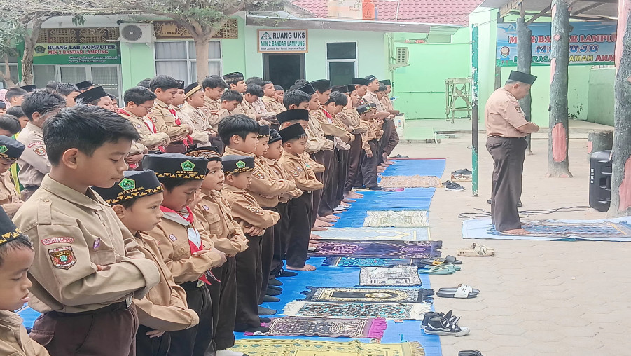 Tradisi Pagi Penuh Berkah: MIN 2 Bandar Lampung Konsisten Laksanakan Sholat Dhuha Berjamaah